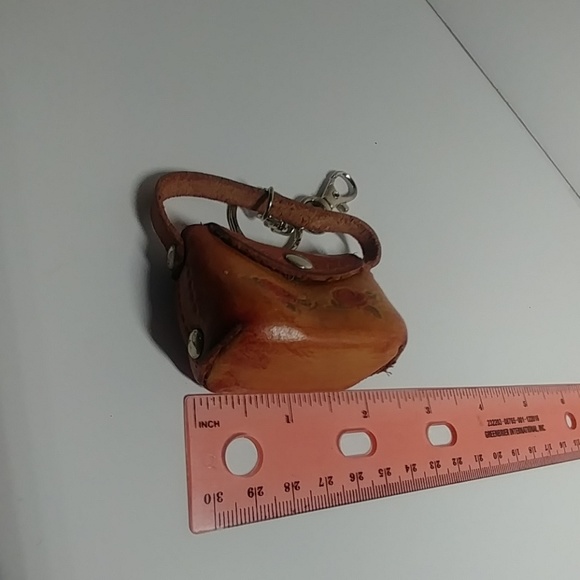 Hand Tooled Miniature Leather Purse Keychain - Picture 5 of 7